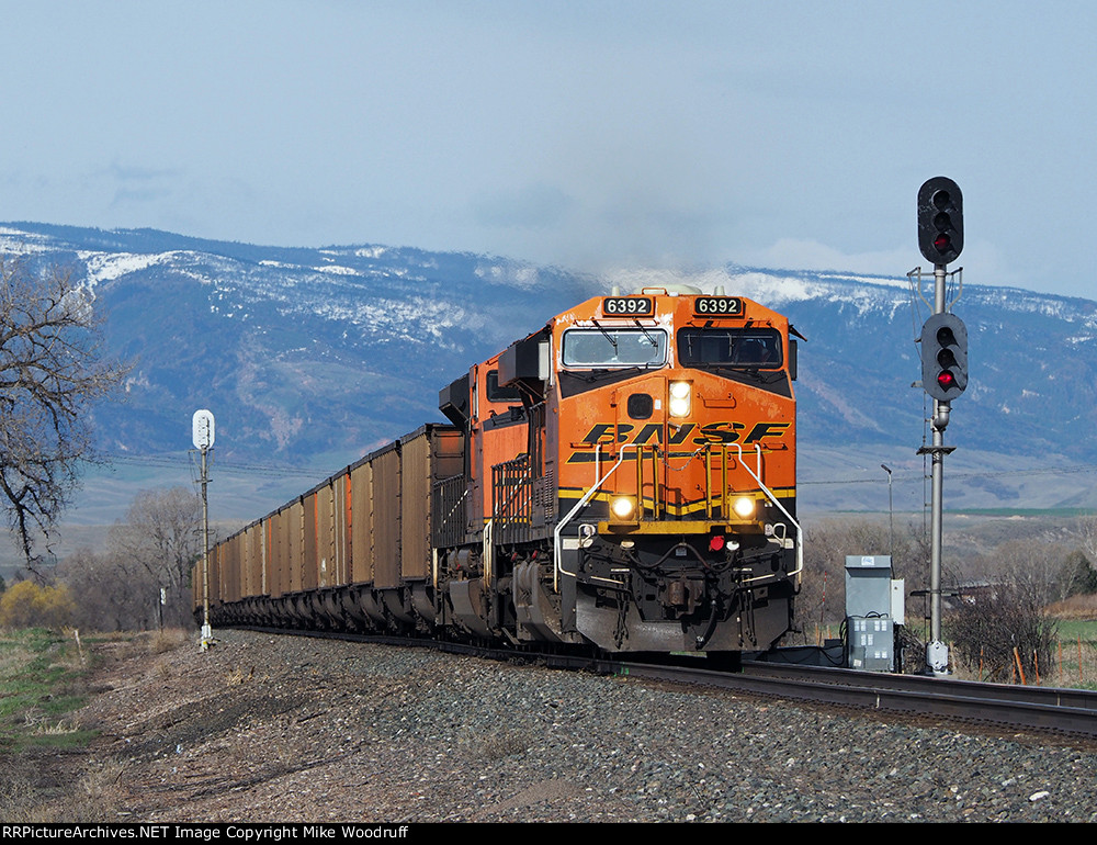 BNSF 6392